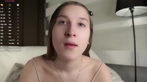 Caroline or just Lina online show from December 21, 2025, 1:02 am