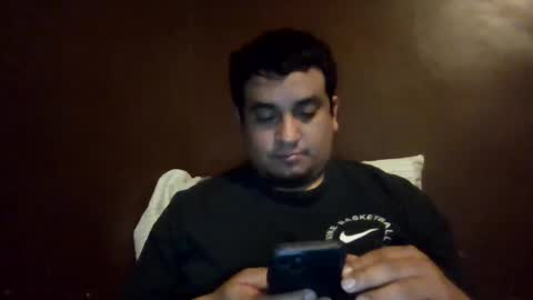 Snapshot of ozlo chatting on November 13, 2025, 8:52 pm ozlo online show from November 13, 2025, 8:52 pm