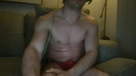 Snapshot of ozsurferboy773375 chatting on June 18, 2026, 12:09 pm Hrny aussie surfer online show from June 18, 2026, 12:09 pm