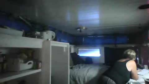 Snapshot of ozyfiredragons76 chatting on February 17, 2025, 7:26 am ozyfiredragons76 online show from February 17, 2025, 7:26 am