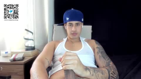 Snapshot of pablo_boston chatting on November 21, 2025, 6:28 pm Javi online show from November 21, 2025, 6:28 pm