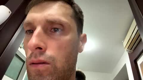 Snapshot of pablo_feet chatting on November 1, 2025, 2:46 am Paolo 187 84 online show from November 1, 2025, 2:46 am