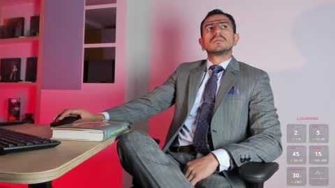 Snapshot of pablo_rincon95 chatting on November 15, 2025, 12:45 pm pablo rincon95 online show from November 15, 2025, 12:45 pm