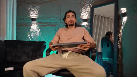 Snapshot of pablo_russoo chatting on February 22, 2026, 3:07 am pablo online show from February 22, 2026, 3:07 am