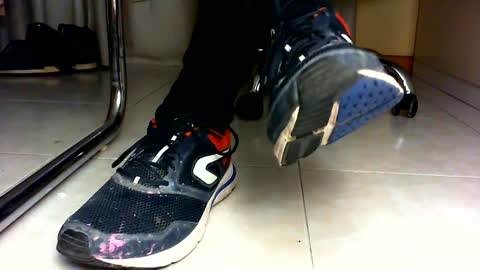 Snapshot of pablomenesssl chatting on December 22, 2024, 6:15 pm Pablo Meness online show from December 22, 2024, 6:15 pm