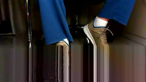 Snapshot of pablomenesssl chatting on December 25, 2024, 4:32 pm Pablo Meness online show from December 25, 2024, 4:32 pm