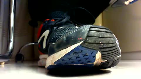 Snapshot of pablomenesssl chatting on January 1, 2025, 8:15 pm Pablo Meness online show from January 1, 2025, 8:15 pm