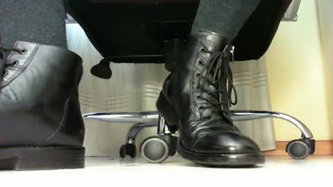 Snapshot of pablomenesssl chatting on January 25, 2025, 3:20 pm Pablo Meness online show from January 25, 2025, 3:20 pm