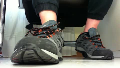 Snapshot of pablomenesssl chatting on February 10, 2025, 2:16 pm Pablo Meness online show from February 10, 2025, 2:16 pm