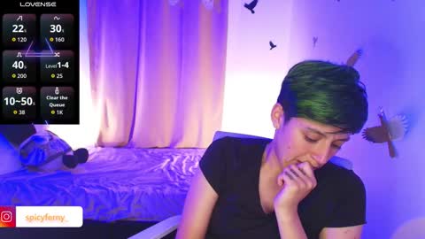 Fernanda online show from October 22, 2025, 8:36 am