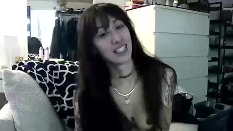 PerfectlyPainful online show from October 19, 2025, 7:58 pm
