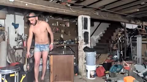 Snapshot of paint_naked chatting on March 31, 2026, 2:24 am Eros online show from March 31, 2026, 2:24 am