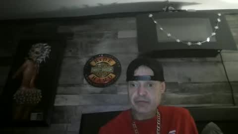 Snapshot of paintyourface007 chatting on January 17, 2025, 9:06 am Anthony mercer online show from January 17, 2025, 9:06 am