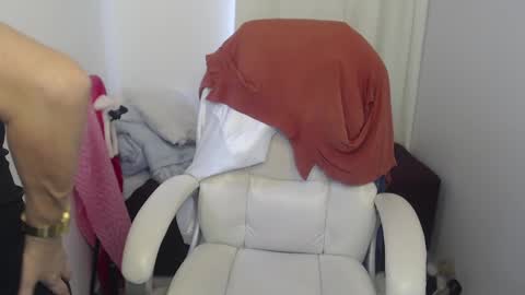 Snapshot of paiper_halliwey_ chatting on December 3, 2024, 7:55 pm paiper online show from December 3, 2024, 7:55 pm