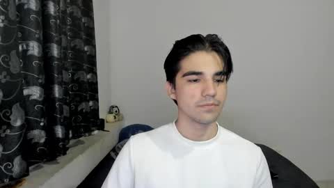 Snapshot of pakun_ chatting on November 6, 2025, 2:45 am pakun_ online show from November 6, 2025, 2:45 am