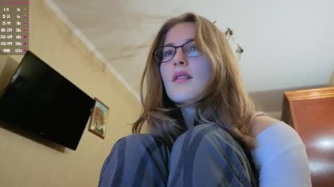 Katrin Vebber online show from February 1, 2025, 8:50 am