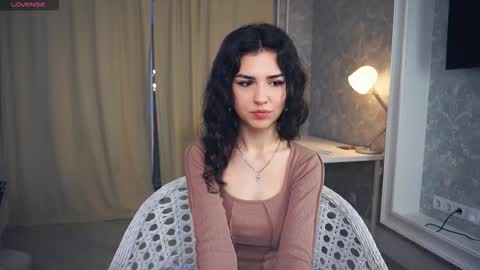 Londa online show from December 23, 2025, 5:27 am