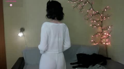 Snapshot of palmafrye chatting on May 8, 2026, 5:57 am Londa online show from May 8, 2026, 5:57 am