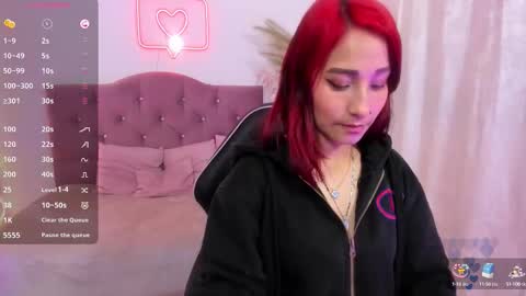 palmerfox_tay online show from September 22, 2025, 3:19 am