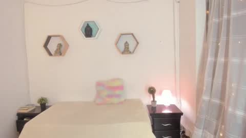 Paloma  online show from February 15, 2025, 9:26 pm