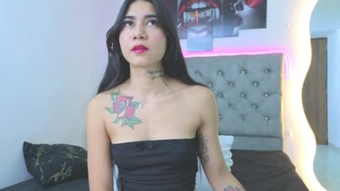 pamela23_ online show from April 22, 2026, 12:39 pm