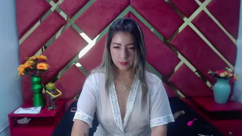 pamela_blonde_ online show from October 18, 2025, 2:47 am