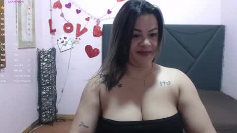 pamela_echeverria online show from April 7, 2026, 11:21 am