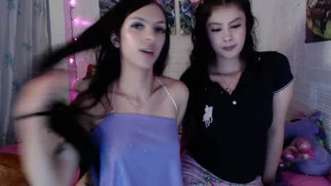 Pamela Reyess online show from December 4, 2025, 12:53 am