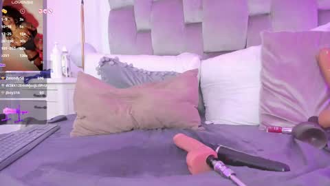 Snapshot of pamelamendez_ chatting on February 24, 2025, 5:22 am Pamela online show from February 24, 2025, 5:22 am