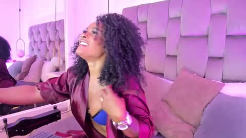 Snapshot of pamelamendez_ chatting on February 28, 2025, 3:26 am Pamela online show from February 28, 2025, 3:26 am