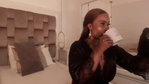 Snapshot of pamelamendez_ chatting on November 26, 2025, 3:51 am Pamela online show from November 26, 2025, 3:51 am