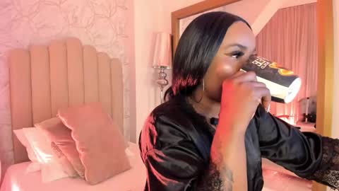 Snapshot of pamelamendez_ chatting on December 14, 2025, 2:50 am Pamela online show from December 14, 2025, 2:50 am