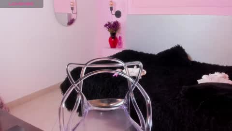 Pamela Ruiz online show from December 6, 2024, 8:48 am