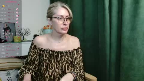 Snapshot of pamellamurphy chatting on April 18, 2026, 12:03 am pamellamurphy online show from April 18, 2026, 12:03 am