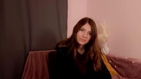 daniella online show from November 2, 2025, 7:38 pm