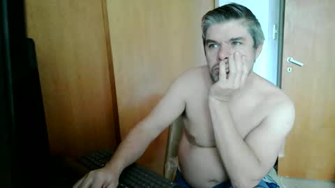 Snapshot of panchomadrid chatting on May 29, 2026, 1:42 pm Pancho Madrid online show from May 29, 2026, 1:42 pm