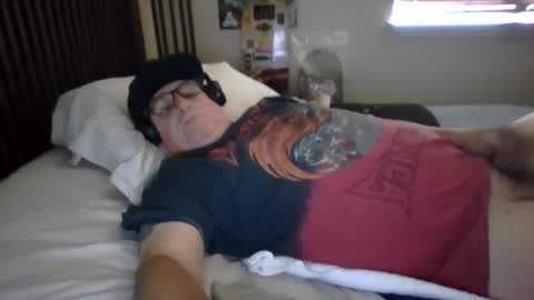 panos online show from October 29, 2025, 4:53 pm