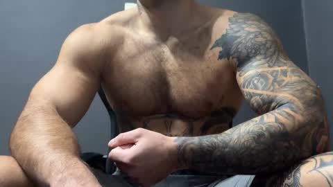 Snapshot of panther_style chatting on November 16, 2025, 4:51 am Oleg online show from November 16, 2025, 4:51 am