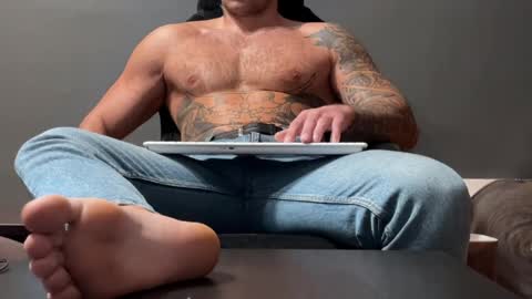 Snapshot of panther_style chatting on April 25, 2026, 7:00 am Oleg online show from April 25, 2026, 7:00 am