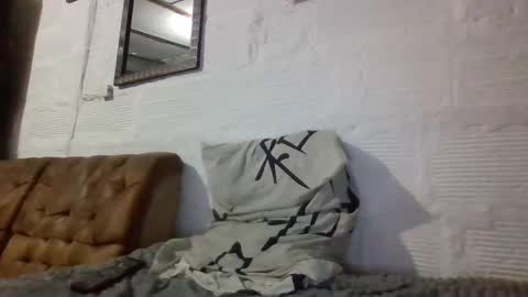 panthers_room online show from December 18, 2025, 7:03 am