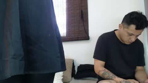 pantyhose_xxx_ online show from May 20, 2026, 4:13 pm