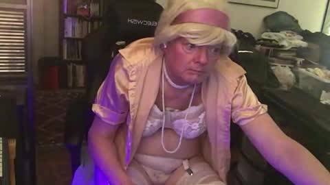 Pantyvioletlace online show from March 15, 2026, 12:38 am