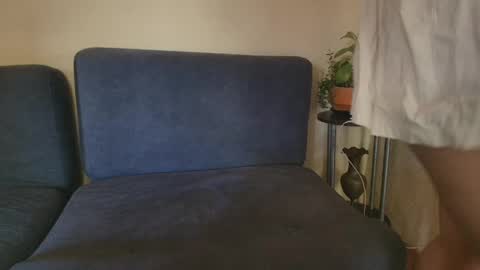 paoguerrax354 online show from April 12, 2026, 7:19 pm