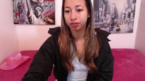 Snapshot of paolabotero chatting on May 4, 2026, 11:50 am Paola online show from May 4, 2026, 11:50 am