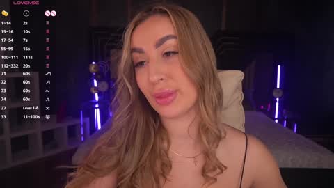 Lia online show from January 21, 2025, 7:47 am