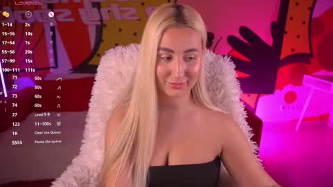 Lia online show from March 15, 2026, 3:18 pm