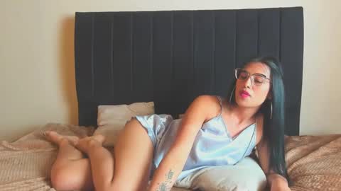 Paola Turner online show from January 30, 2025, 2:25 pm