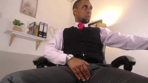 Snapshot of paolo_blaze chatting on May 9, 2026, 2:33 pm PAOLO online show from May 9, 2026, 2:33 pm
