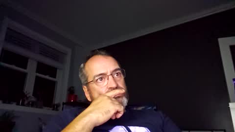 Papi online show from October 1, 2025, 11:55 pm