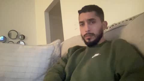 papicubano_guapo23cm online show from December 2, 2024, 5:04 am